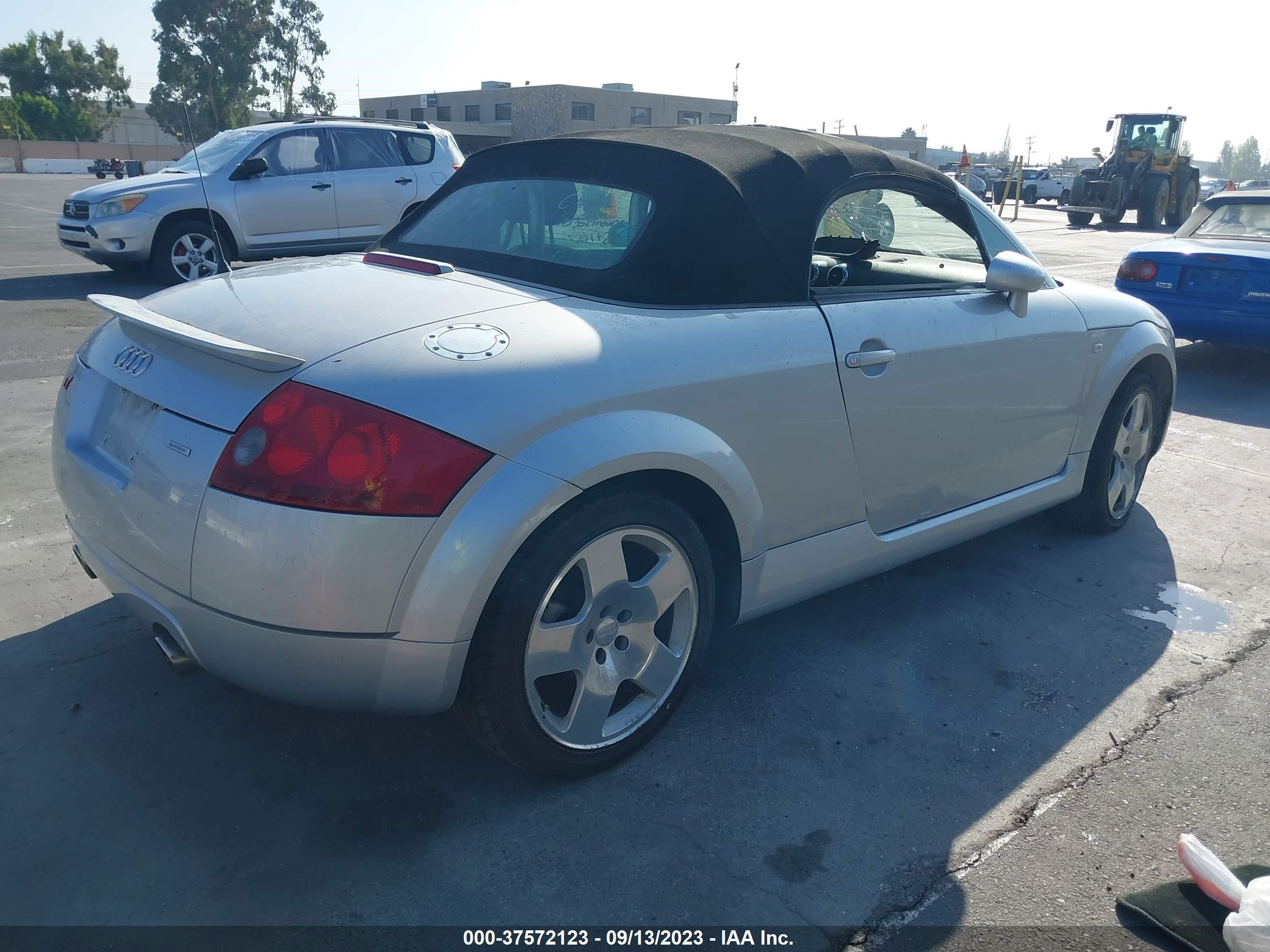 Photo 3 VIN: TRUUT28N721031625 - AUDI TT 