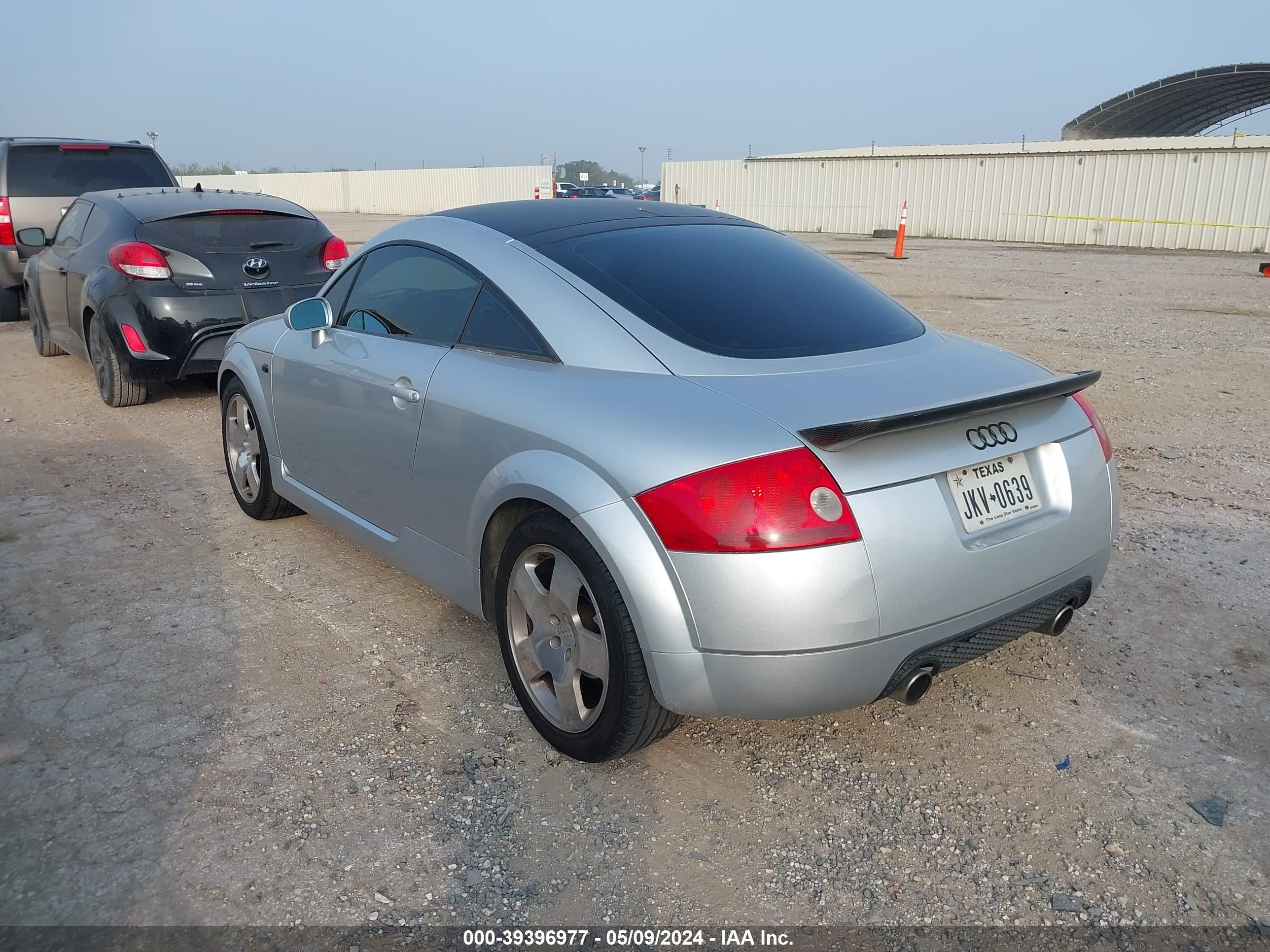 Photo 2 VIN: TRUWT28N711022754 - AUDI TT 