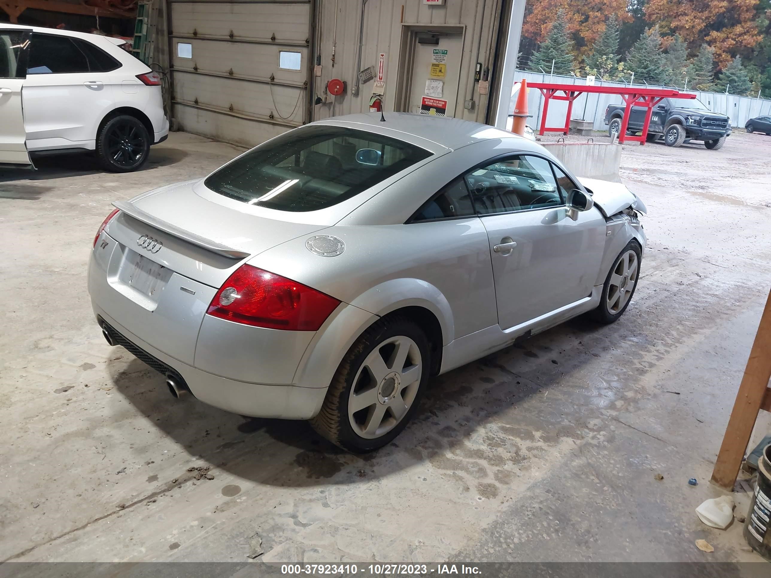 Photo 3 VIN: TRUWX28N711021415 - AUDI TT 