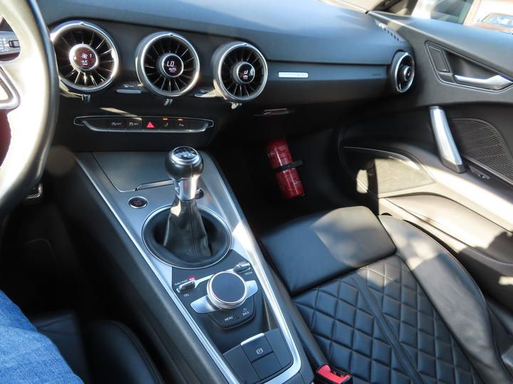 Photo 13 VIN: TRUZZZFV1G1015735 - AUDI TT COUPE 