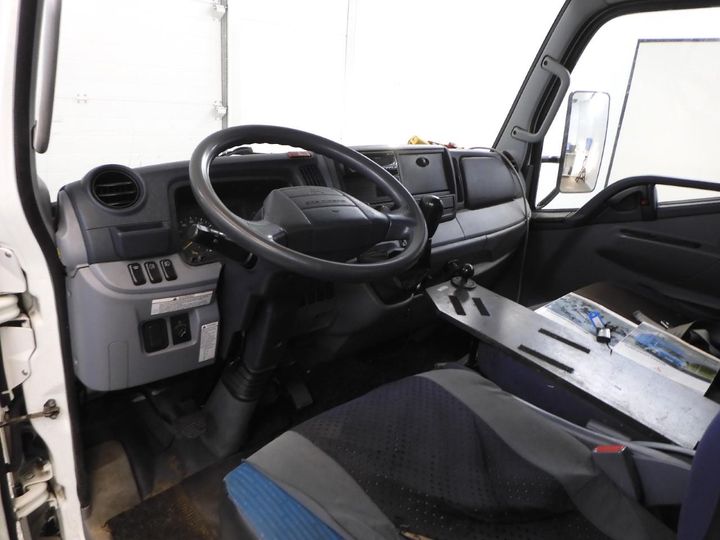 Photo 3 VIN: TYBFEA01BLDX07130 - MITSUBISHI FUSO CANTER 