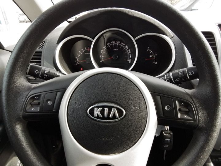 Photo 17 VIN: U5YEH811ADL026054 - KIA VENGA 