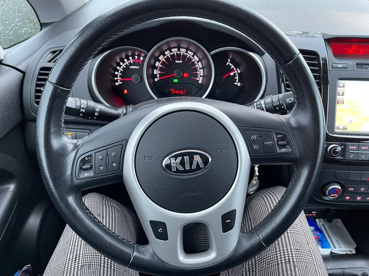 Photo 9 VIN: U5YEH811AJL185152 - KIA VENGA 