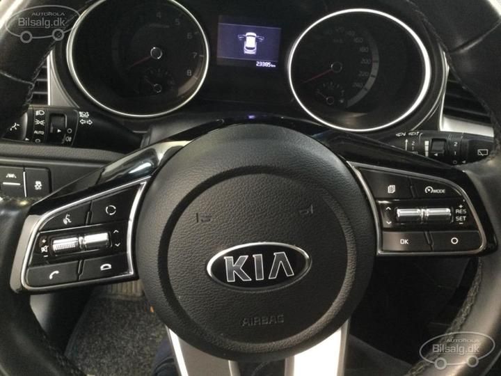 Photo 4 VIN: U5YH1511AKL075433 - KIA CEED HATCHBACK 