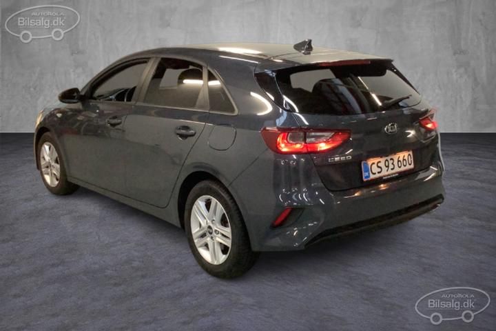 Photo 2 VIN: U5YH1511ALL103795 - KIA CEED HATCHBACK 