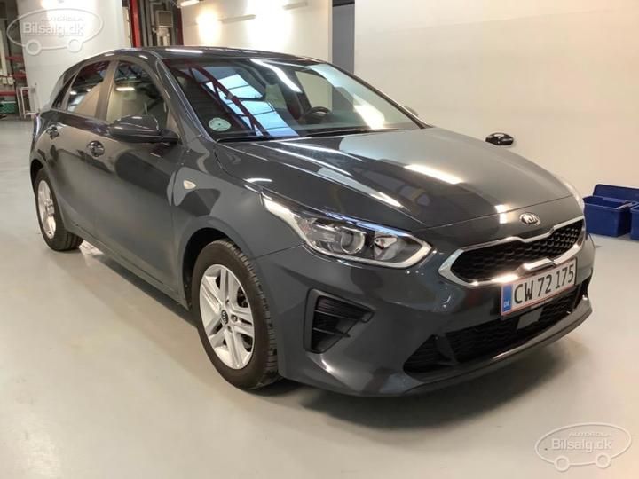 Photo 2 VIN: U5YH1511ALL115694 - KIA CEED HATCHBACK 