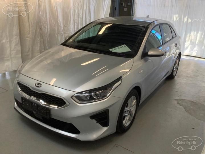 Photo 1 VIN: U5YH1512AML121291 - KIA CEED HATCHBACK 