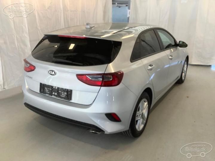 Photo 16 VIN: U5YH1512AML121291 - KIA CEED HATCHBACK 