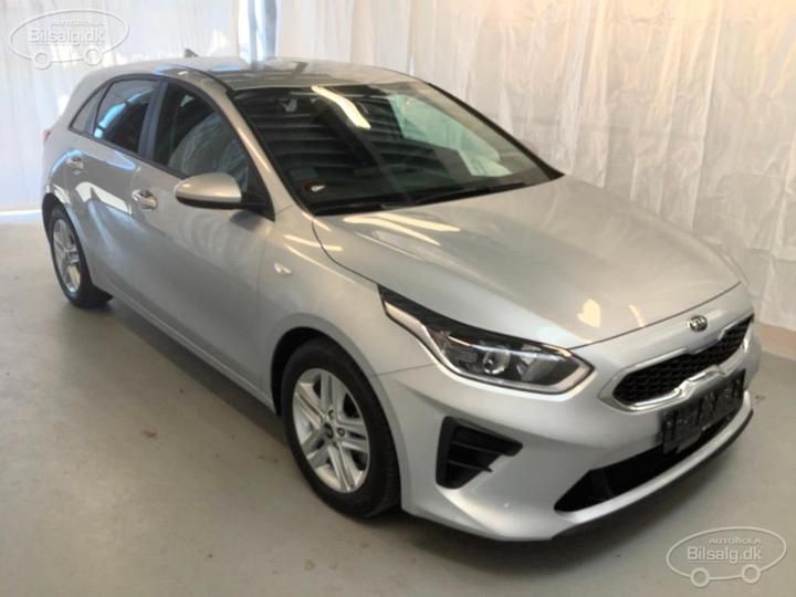 Photo 2 VIN: U5YH1512AML121291 - KIA CEED HATCHBACK 