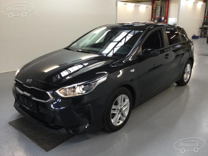 Photo 1 VIN: U5YH1512AML122106 - KIA CEED HATCHBACK 