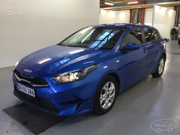 Photo 1 VIN: U5YH1512ANL141779 - KIA CEED HATCHBACK 