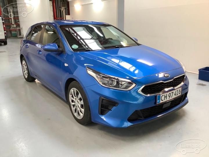 Photo 3 VIN: U5YH1514AKL040017 - KIA CEED HATCHBACK 