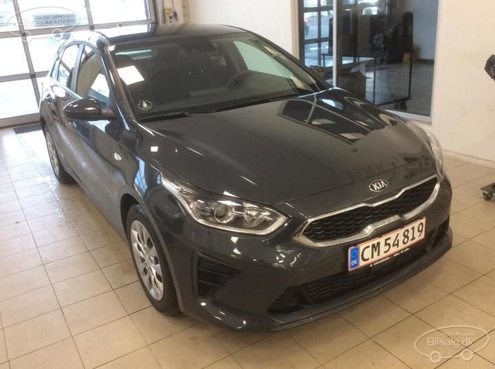 Photo 2 VIN: U5YH1514ALL082249 - KIA CEED HATCHBACK 