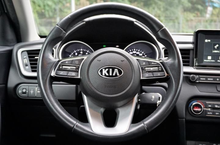 Photo 9 VIN: U5YH2511AKL067281 - KIA CEED HATCHBACK 