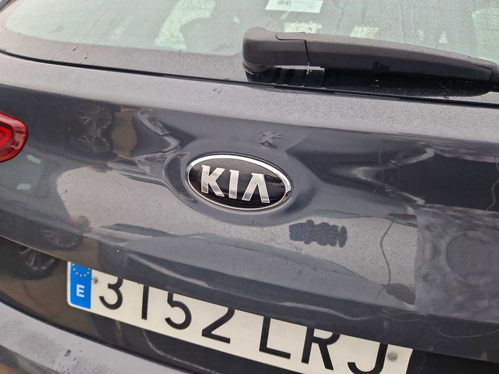 Photo 35 VIN: U5YH2512AML133944 - KIA CEE&#39D 