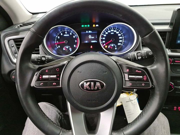 Photo 25 VIN: U5YH2513AKL032307 - KIA CEED 