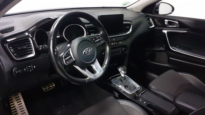 Photo 12 VIN: U5YH2514GKL033687 - KIA CEED 