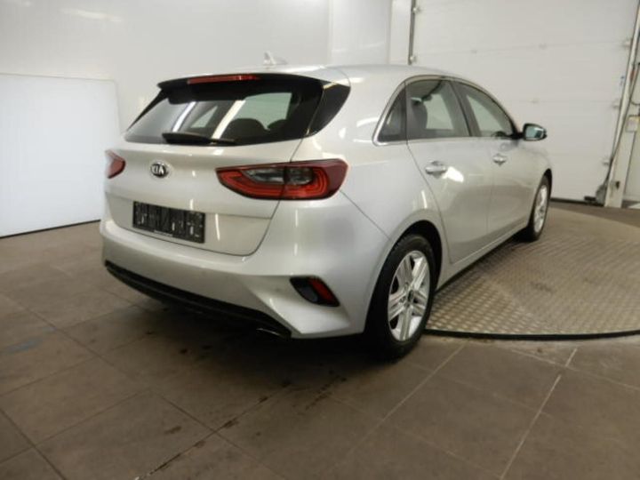 Photo 2 VIN: U5YH2519AKL011111 - KIA CEED 