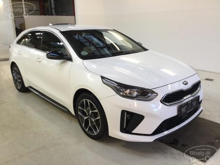 Photo 16 VIN: U5YH2G14GLL028121 - KIA PROCEED HATCHBACK 