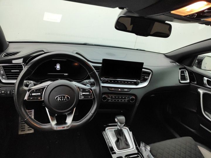 Photo 8 VIN: U5YH2G19GLL036212 - KIA PROCEED '18 