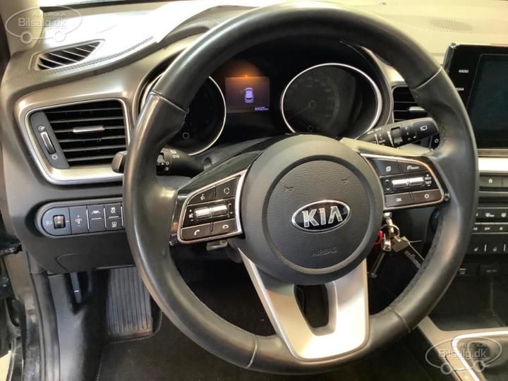 Photo 8 VIN: U5YH4811ALL051082 - KIA CEED SW 