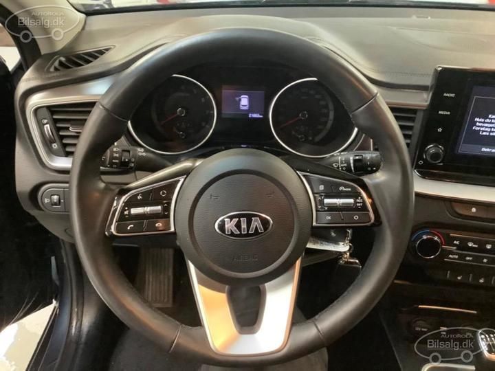 Photo 10 VIN: U5YH4811ALL069025 - KIA CEED SW 