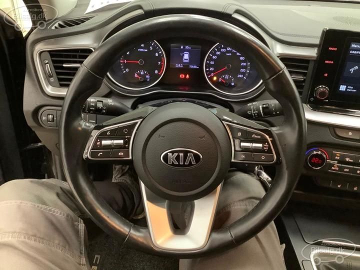 Photo 13 VIN: U5YH4811ALL070282 - KIA CEED SW 