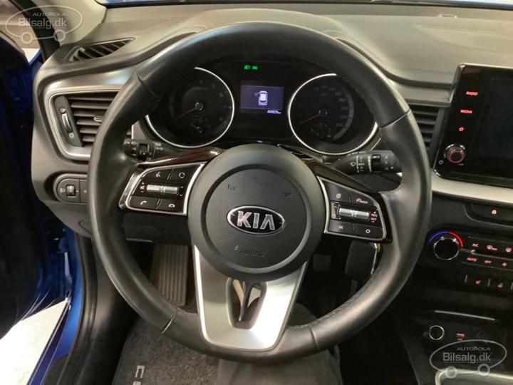 Photo 8 VIN: U5YH4811ALL070947 - KIA CEED SW 