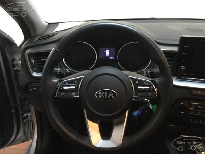 Photo 15 VIN: U5YH4811ALL073486 - KIA CEED SW 