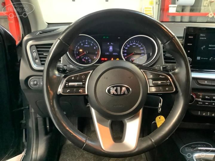 Photo 10 VIN: U5YH4811ALL079545 - KIA CEED SW 