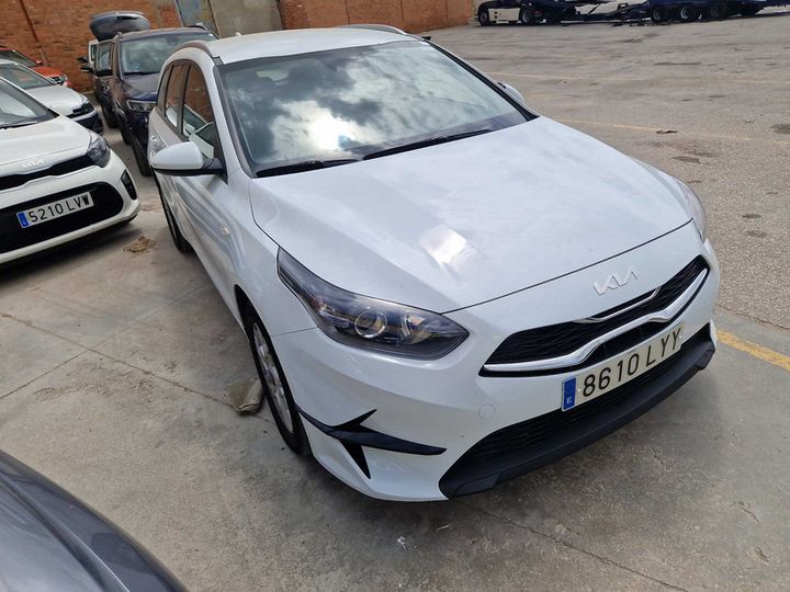 Photo 3 VIN: U5YH4812ANL129982 - KIA CEE'D 