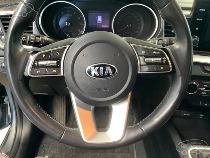 Photo 11 VIN: U5YH4814ALL071008 - KIA CEED SW 