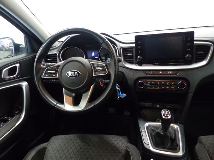 Photo 22 VIN: U5YH4F11ALL026037 - KIA XCEED 