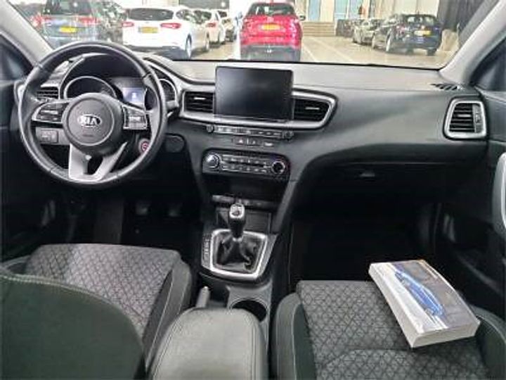 Photo 8 VIN: U5YH5811AKL007003 - KIA CEED SPORTSWAGON 