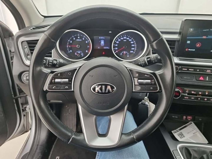 Photo 19 VIN: U5YH5811AKL031844 - KIA CEED 