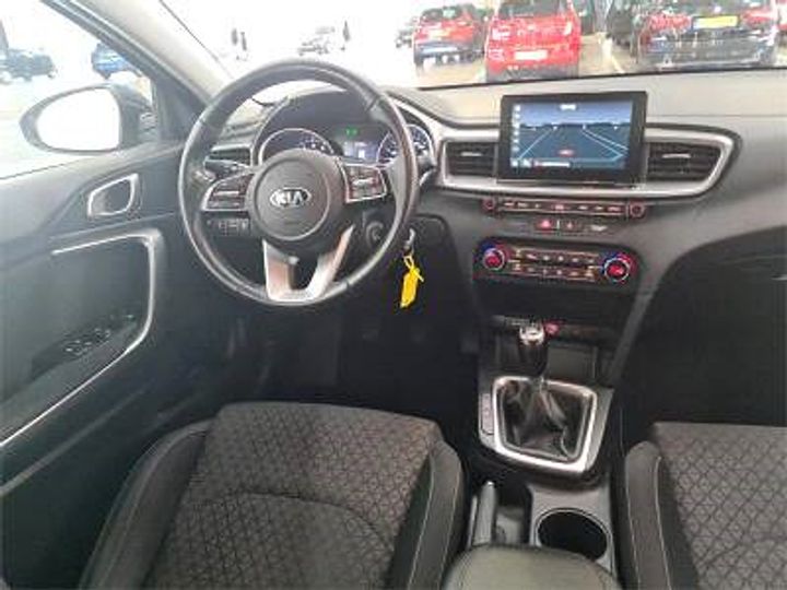 Photo 8 VIN: U5YH5811AKL032939 - KIA CEED SPORTSWAGON 