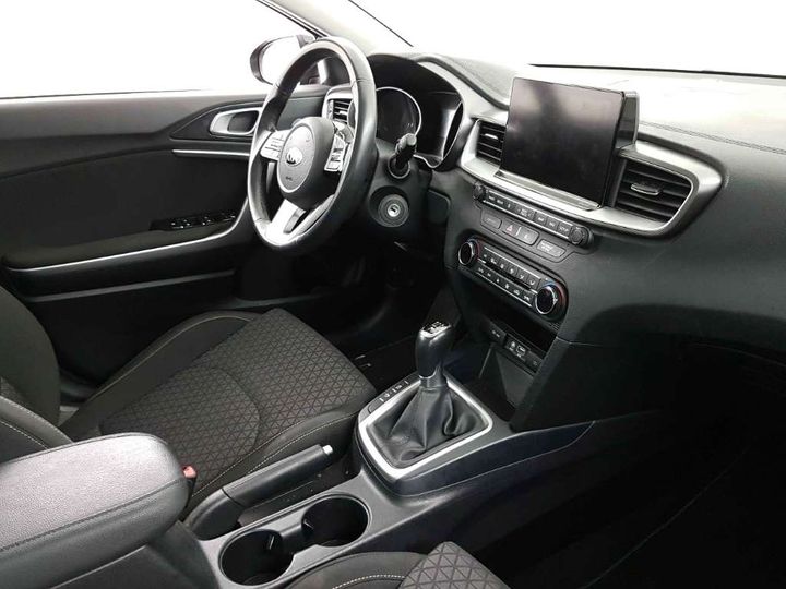 Photo 5 VIN: U5YH5811AKL044436 - KIA CEED SPORTSWAGON 