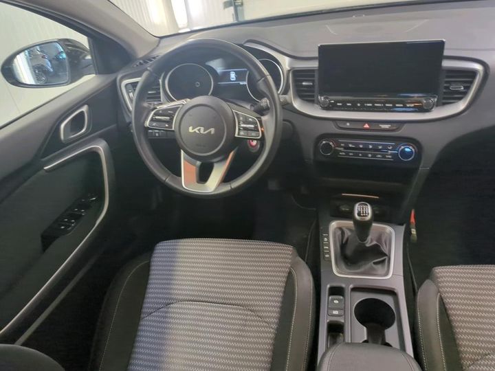 Photo 5 VIN: U5YH5812ANL123780 - KIA CEED 