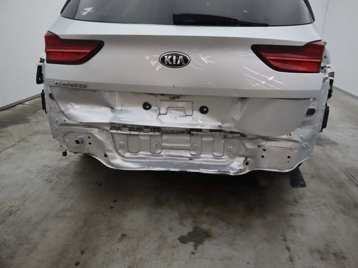 Photo 33 VIN: U5YH5813AKL022331 - KIA CEED SW &#3918 