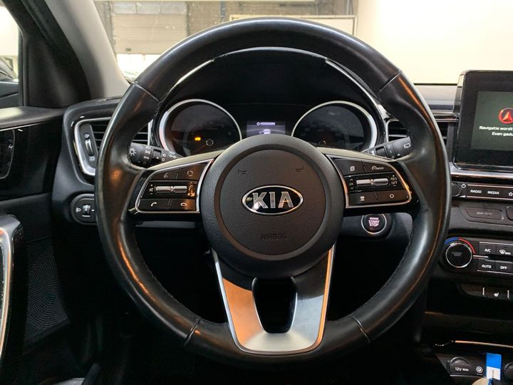 Photo 10 VIN: U5YH5814GKL003668 - KIA CEED SPORTSWAGON 