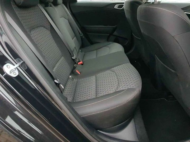 Photo 11 VIN: U5YH5814GKL039658 - KIA CEED SPORTSWAGON 