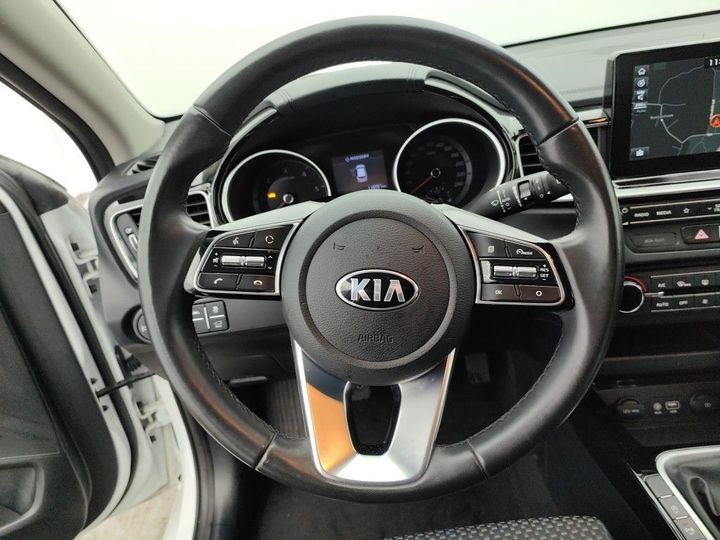 Photo 22 VIN: U5YH5819AKL042071 - KIA CEED SW &#3918 