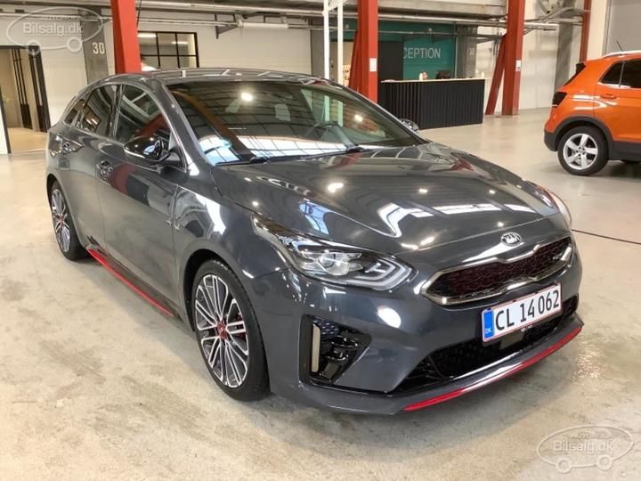 Photo 3 VIN: U5YH6G17GKL015350 - KIA PROCEED HATCHBACK 