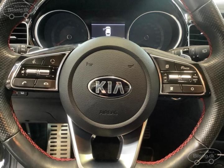 Photo 8 VIN: U5YH6G17GKL015350 - KIA PROCEED HATCHBACK 