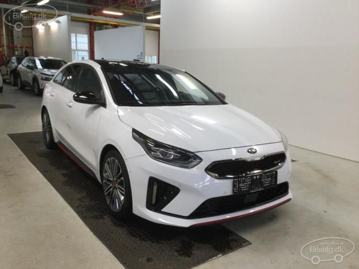 Photo 20 VIN: U5YH6G17GLL029777 - KIA PROCEED HATCHBACK 