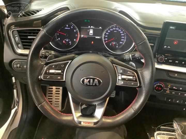 Photo 12 VIN: U5YH6G17GLL030551 - KIA PROCEED HATCHBACK 