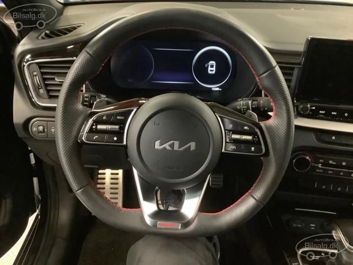 Photo 13 VIN: U5YH6G17GNL049356 - KIA PROCEED HATCHBACK 