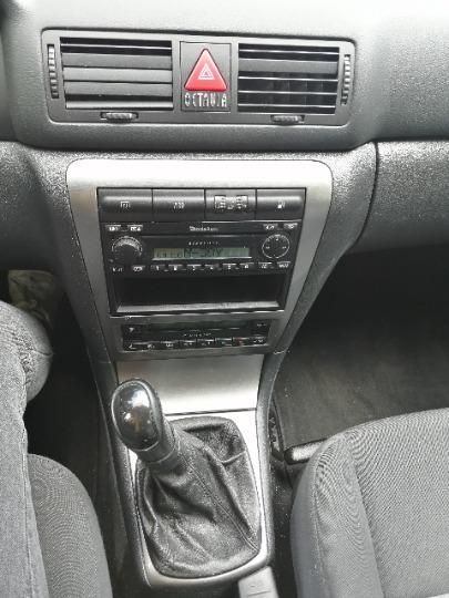 Photo 10 VIN: U5YHB511ABL266304 - KIA CEED HATCHBACK 