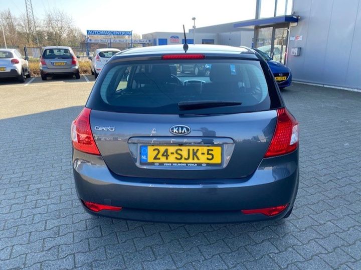 Photo 3 VIN: U5YHB511ABL266907 - KIA CEE&#39D 