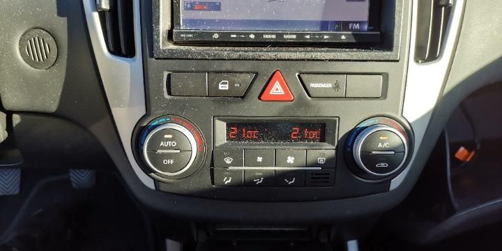 Photo 18 VIN: U5YHB511ACL305499 - KIA CEED HATCHBACK 